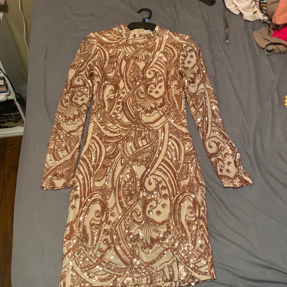 Medium Gold sequins homecoming dress!